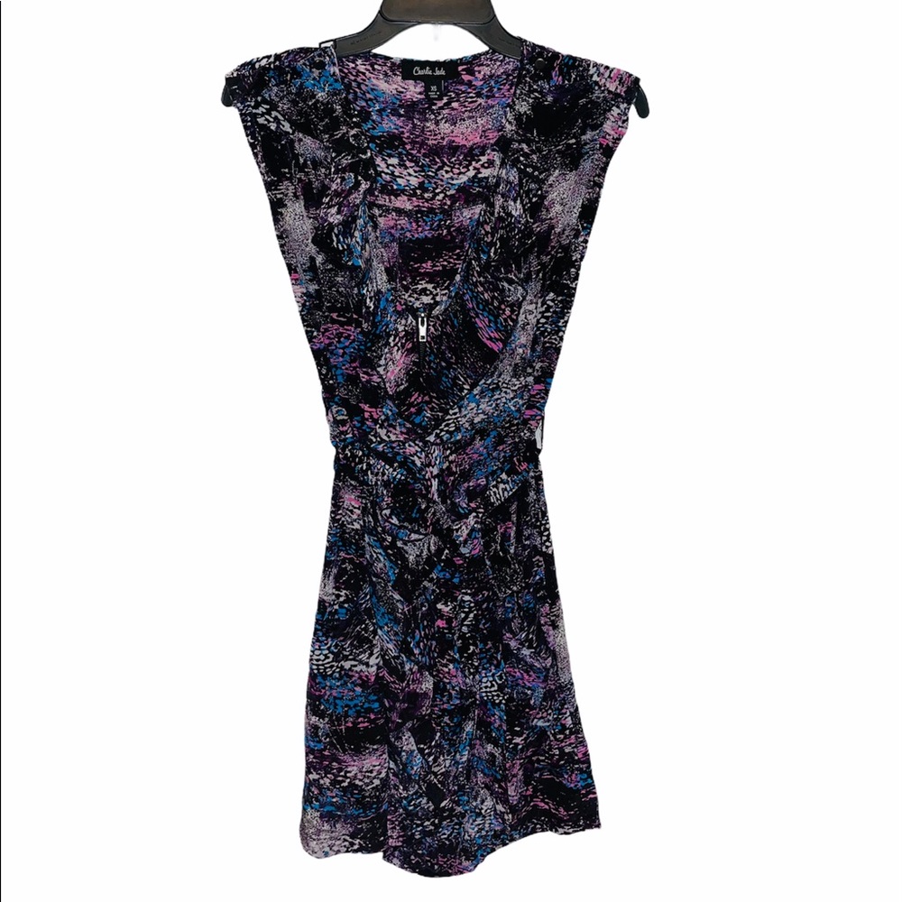FLATTERING DRESS